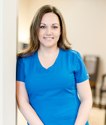 Dental hygienist Lindsey